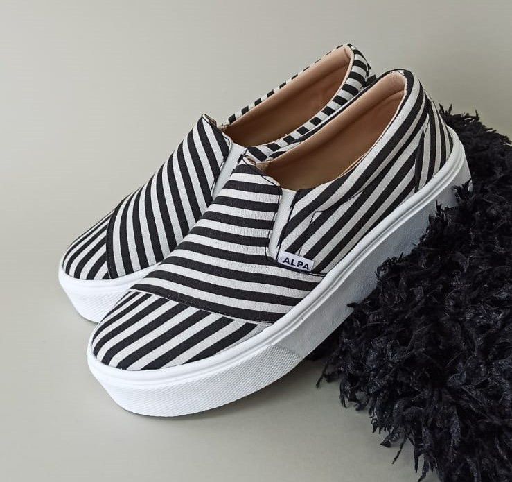 Slip on | Rayas Negras