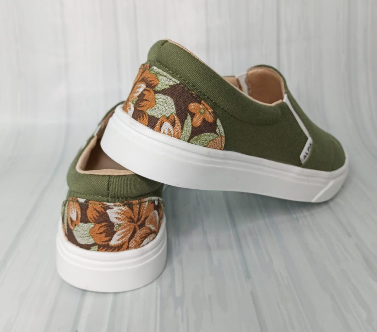 Slip on | Green Floral