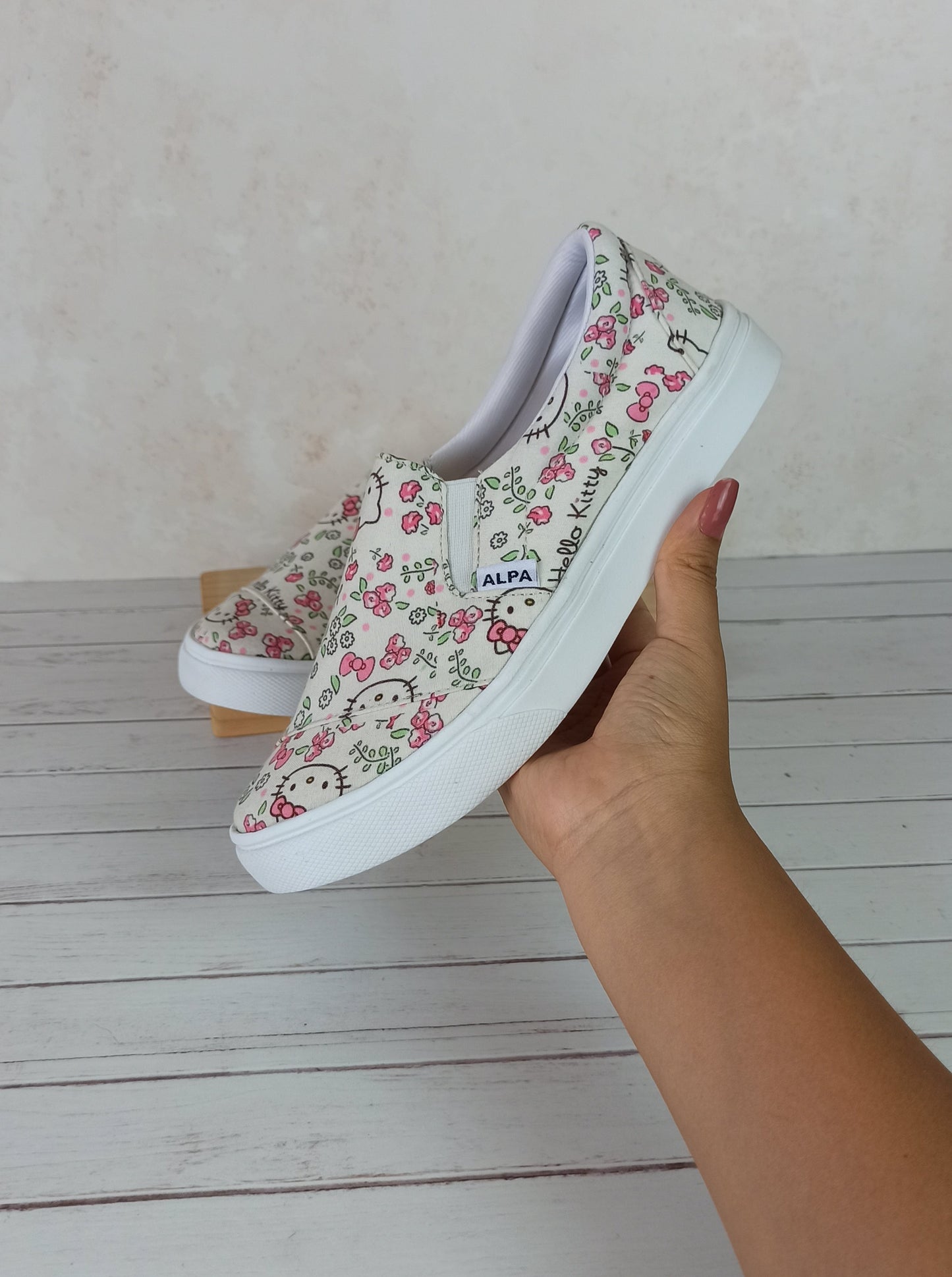 Slip on | Hello Kitty